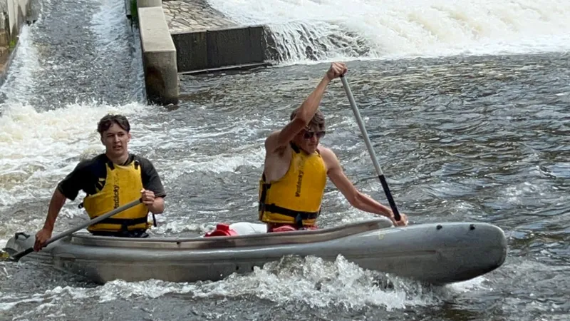 Messenger_creation_92DA57ED-9DA7-47A0-8548-95089C86D921